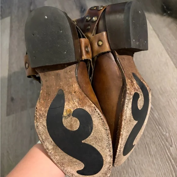 Coral Brown Leather Ankle Boots - Picture 3 of 7